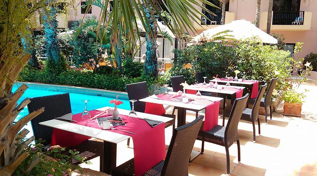 Fortina Spa Resort Sliema Exterior photo The pool at the hotel