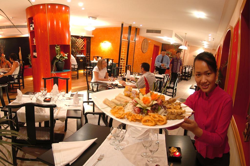 Fortina Spa Resort Sliema Exterior photo A restaurant in Hanoi