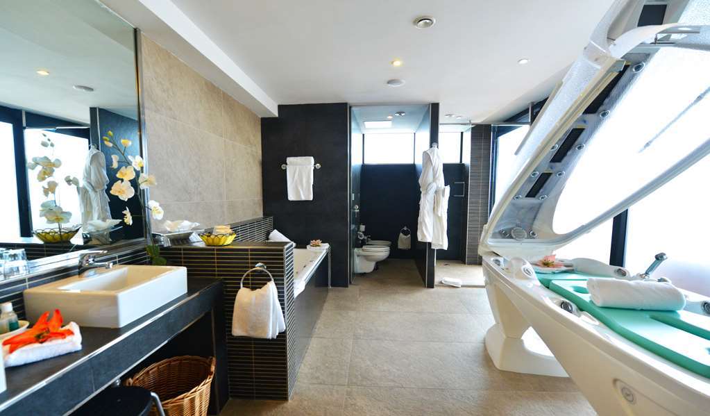 Fortina Spa Resort Sliema Exterior photo Bathroom